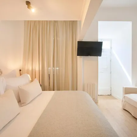 Apartment Loureiro Studio, Alfama By Msapartments
