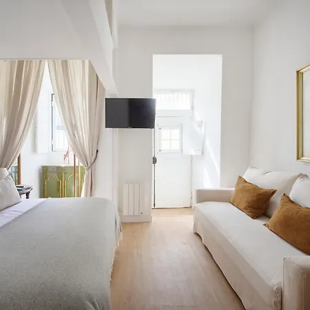 Loureiro Studio, Alfama By Msapartments * Лиссабон